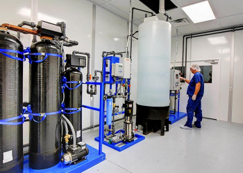 A modular cleanroom applications for a biotech company, with various machines inside.